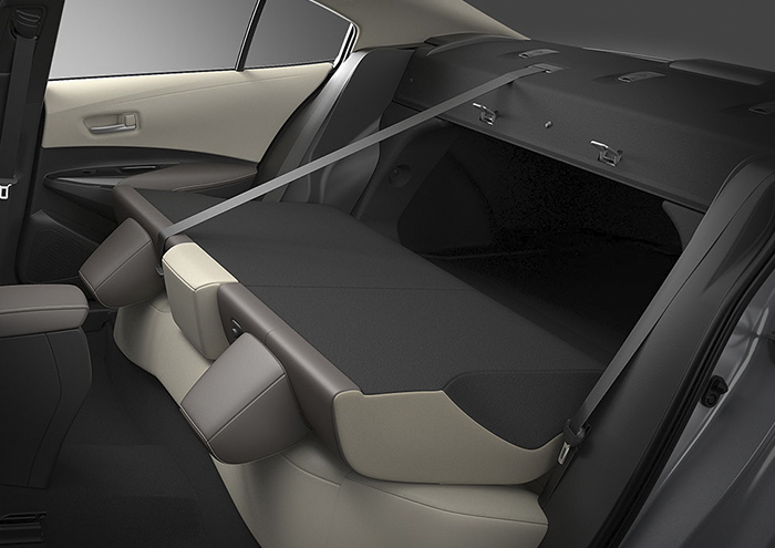 toyota corolla interior asientos abatibles
