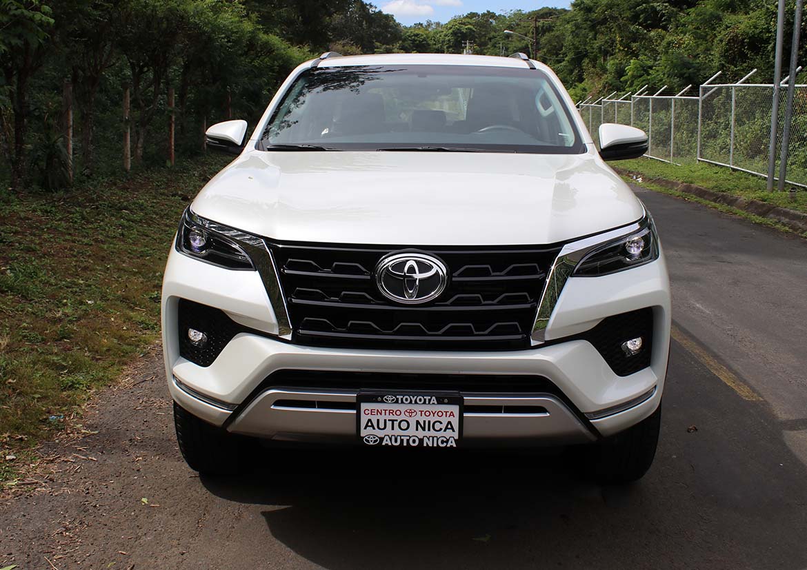 Toyota Fortuner 2022