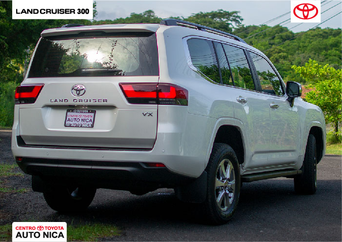 toyota Land Cruiser 300 exterior, diseño trasero 2