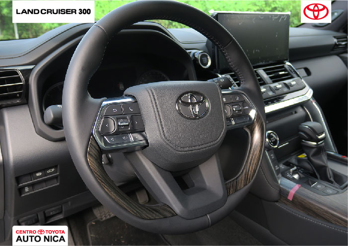 toyota Land Cruiser 300 interior, timón