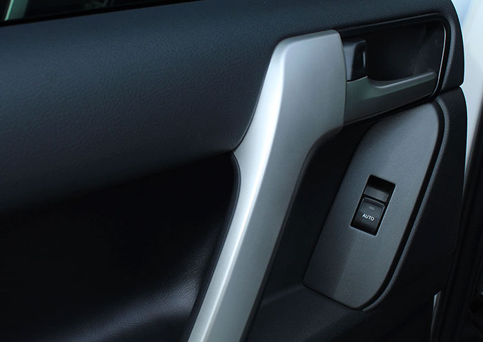 toyota Land Cruiser Prado interior manecillas