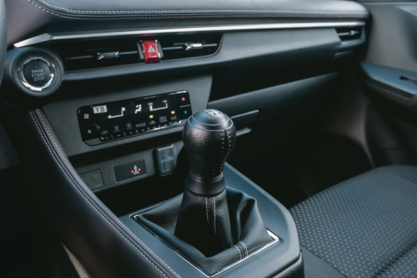 Toyota Yaris Sedán Interior 1